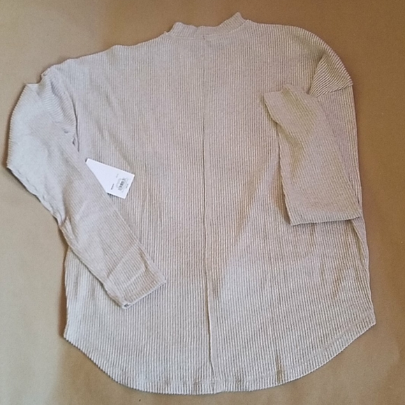 Juniors' SO long sleeve mockneck knot front top - Picture 2 of 4